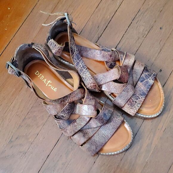 Buckle DibaTrue First Flight Leather Sandals - Picture 1 of 8